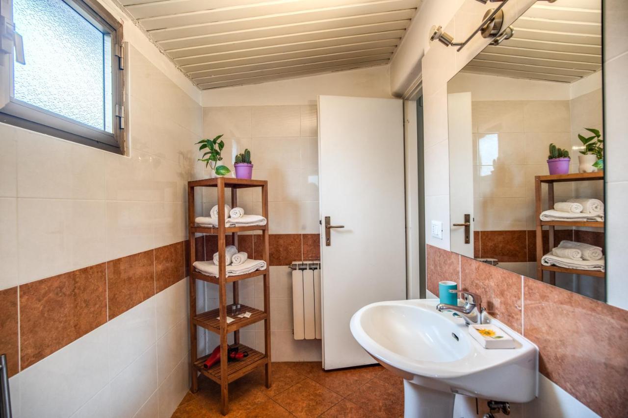 Rr Apartments San Giovanni Рим Екстериор снимка