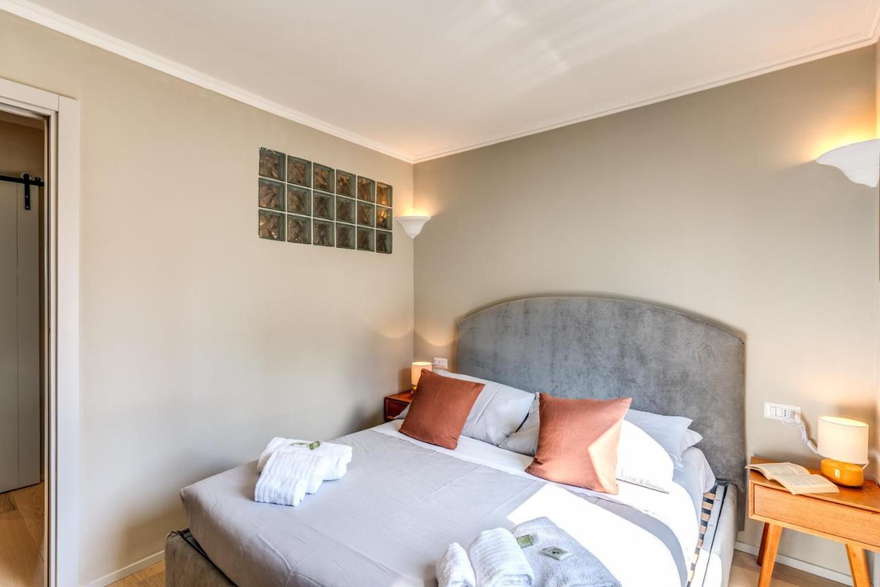 Rr Apartments San Giovanni Рим Екстериор снимка