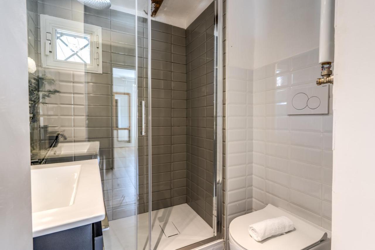 Rr Apartments San Giovanni Рим Екстериор снимка